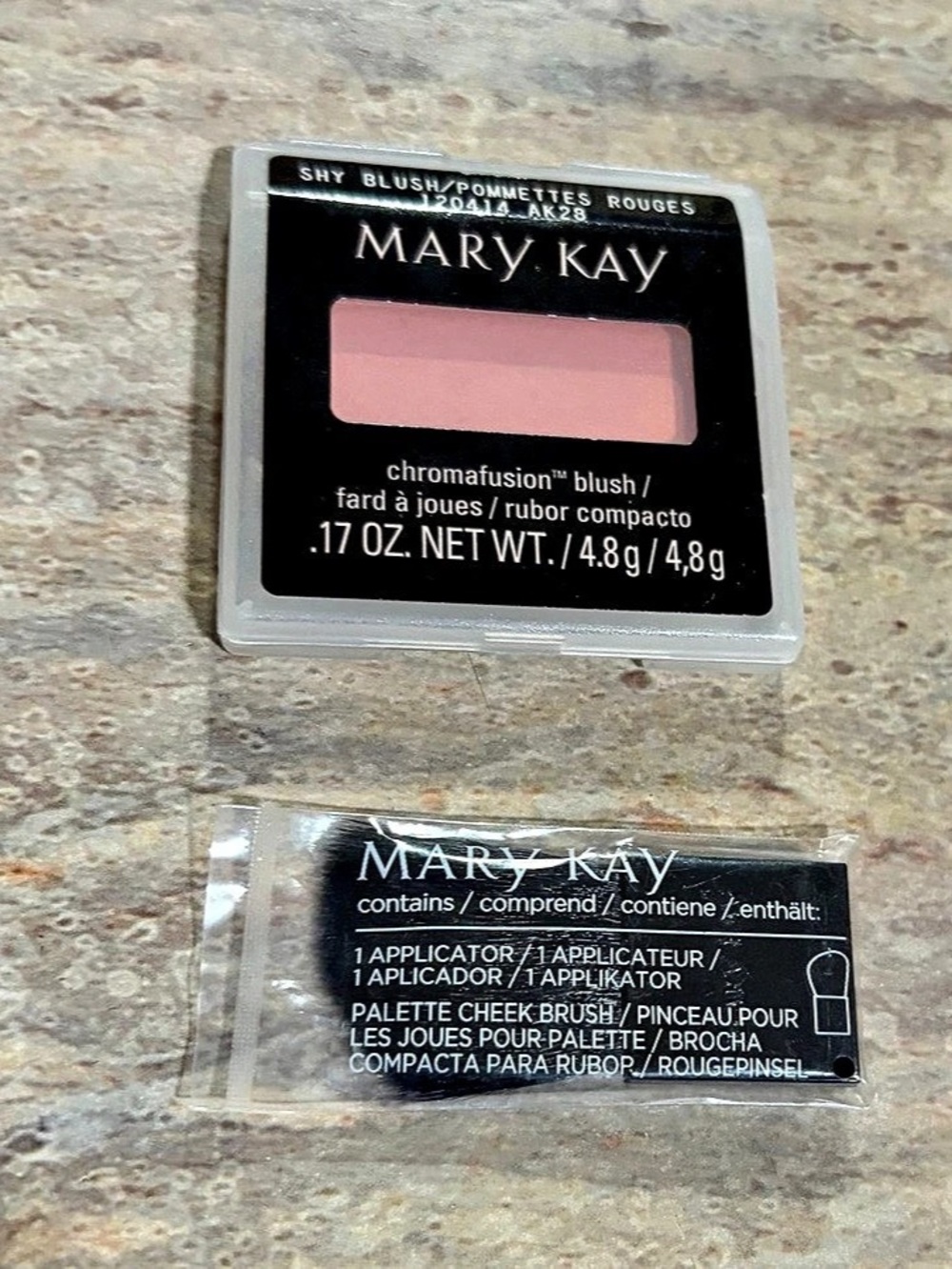 Mary Kay Chromafusion Shy Blush Powder Pink Blush with Applicator